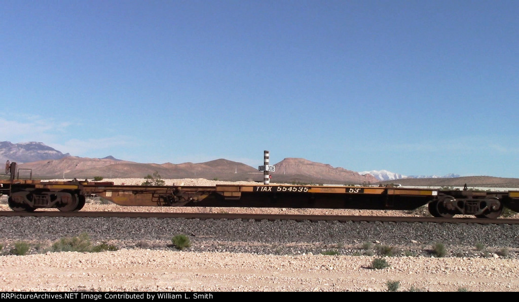 WB Intermodal Frt at Erie NV -83